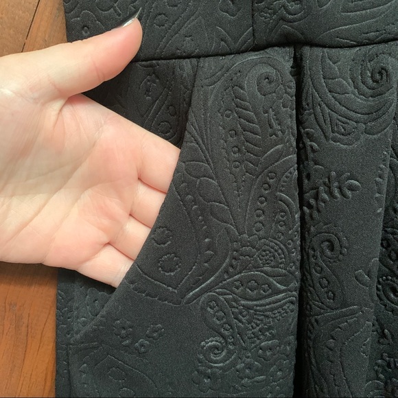 Silence + Noise Black Patterned High Neck Dress - Picture 3 of 7